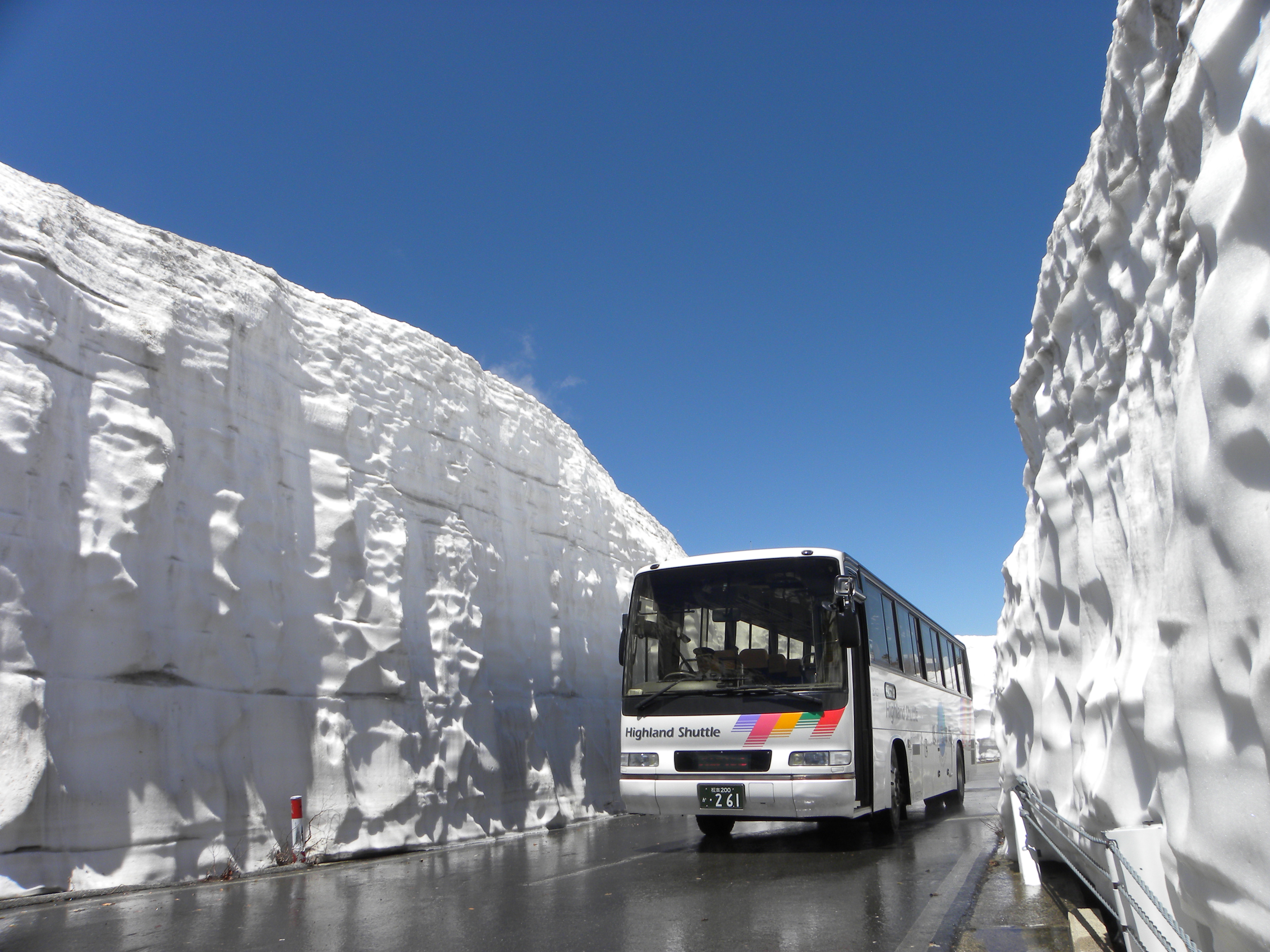 Snow Corridor