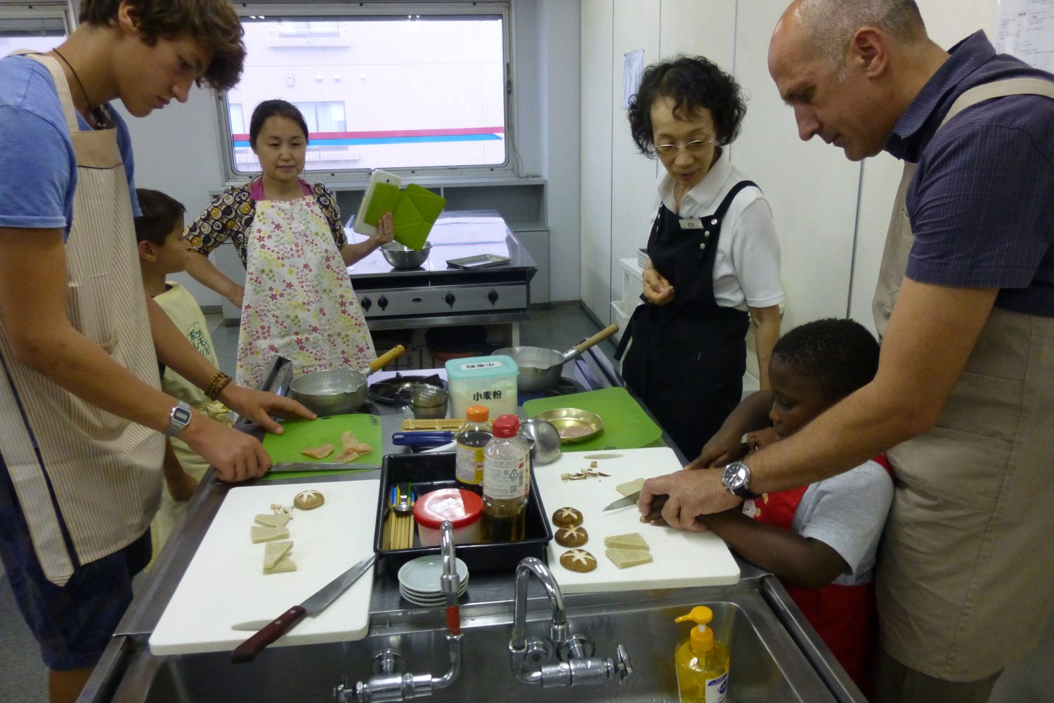 Aoki Cooking School